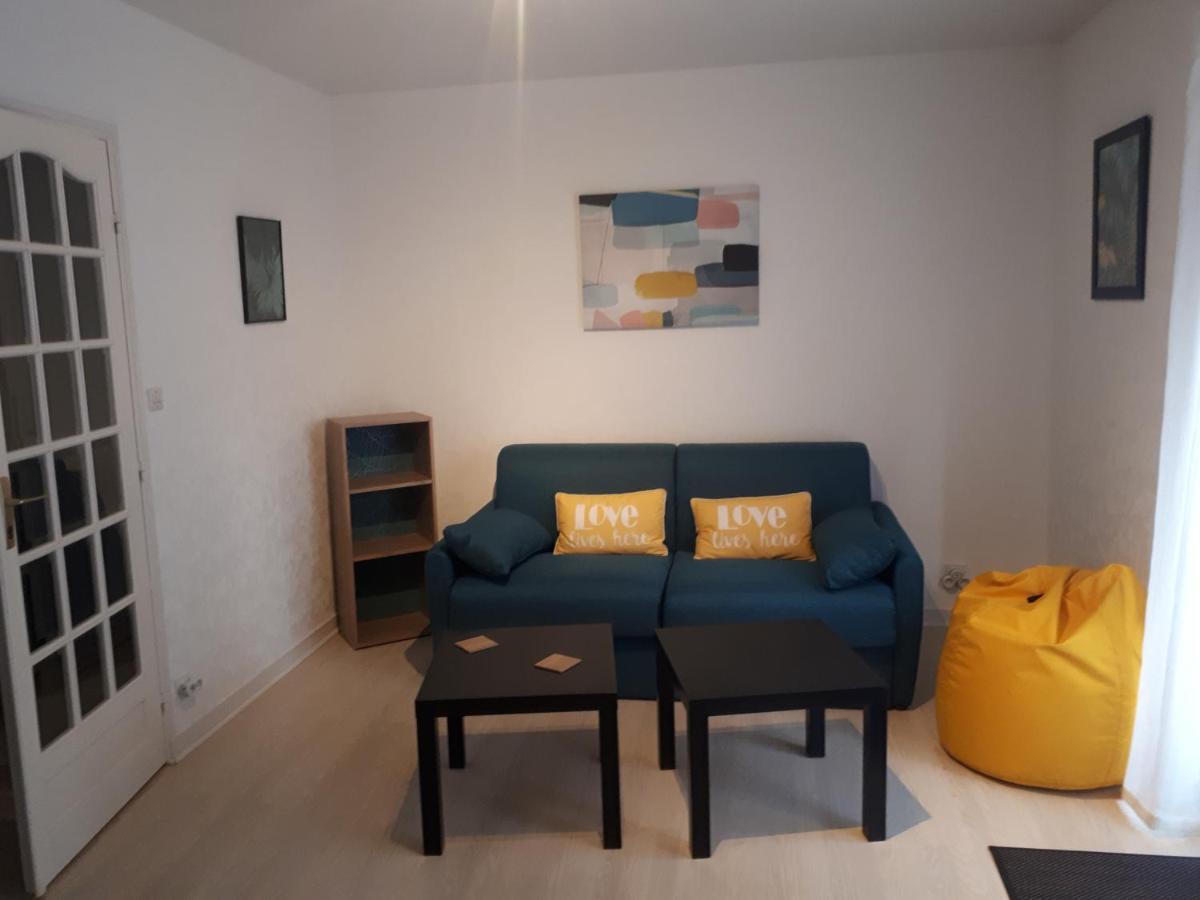 Edouard Grimaux Apartment *